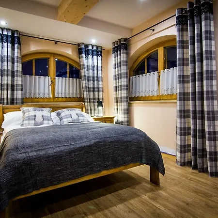 Pod Giewontem Apartman *